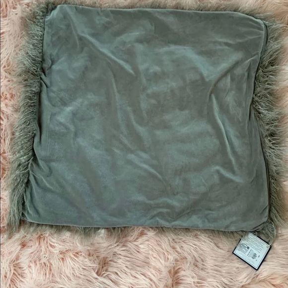 Pottery Barn Euro faux Mongolian fur Pillow case - Picture 7 of 7